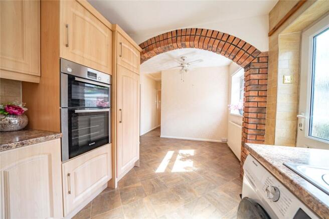 2 bed Detached Bungalow for sale Image 11