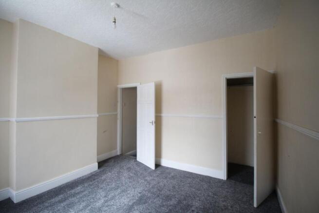 3 bed End of Terrace to rent Image 9