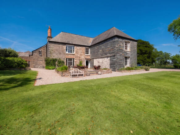 Trewornan Manor