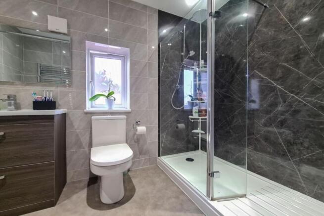 Shower Room / WC