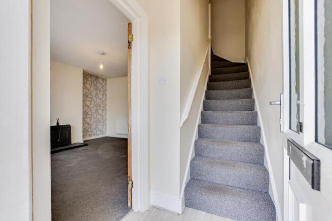 11 Elm Road, Kettering-10.jpg