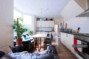 36b, Ethnard Road, London SE15 1RU
