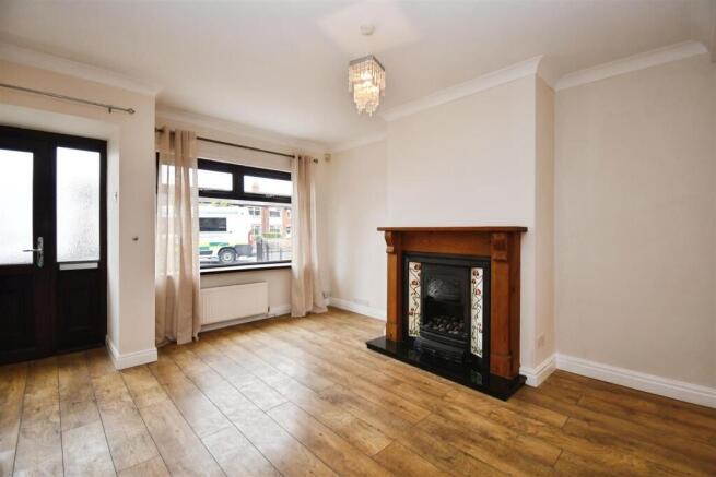 2 bed Semi-Detached for sale Image 6