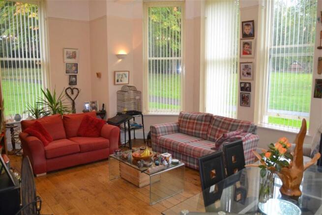 Kitchen / lounge