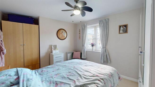 2 bed Apartment for sale Image 7