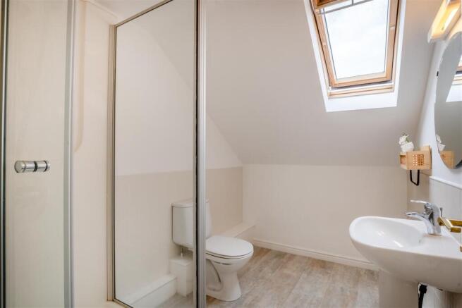 8618231-interior20.jpg