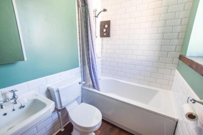 54 Holme Terrace Bathroom