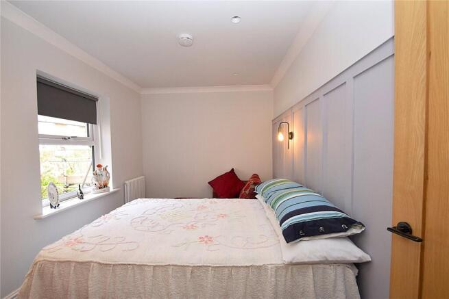 3 bed House for sale Image 12