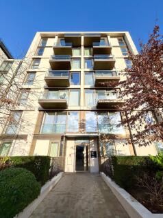 Lillie Square, London, SW6