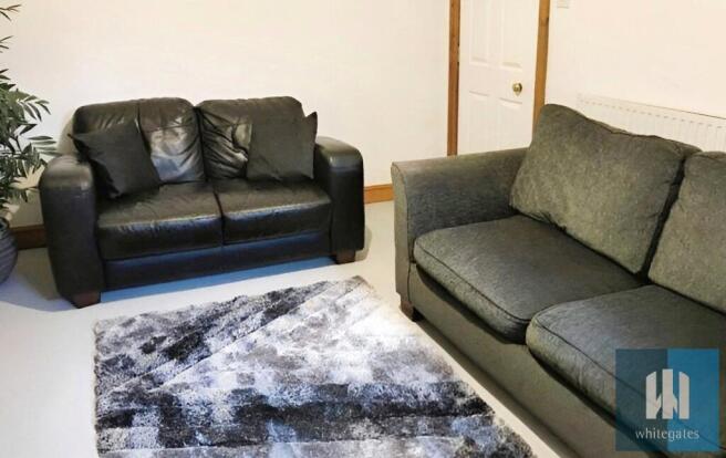 1 bed House Share to rent Image 8
