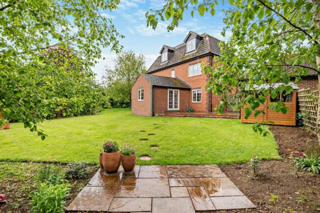 8 Greenhill Place