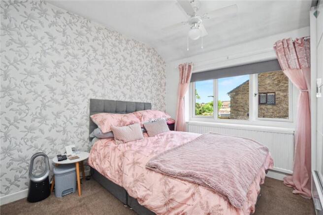 3 bed Semi-Detached for sale Image 7