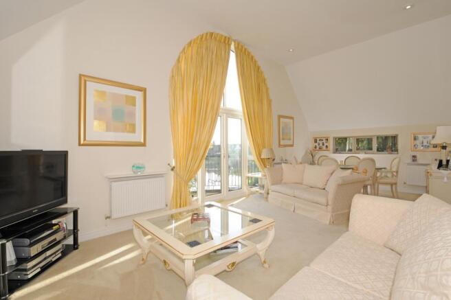 Living Room/Dining Room