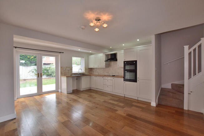 3 bed Terraced for sale Image 6