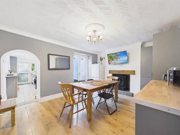 2 - Terraced House for Auction, Kingswood.jpg