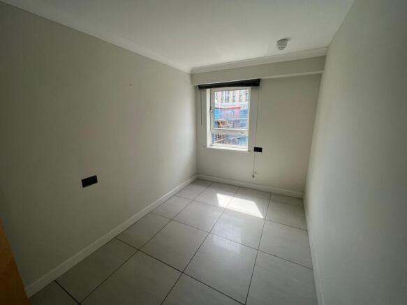 2 bed Flat for sale Image 9