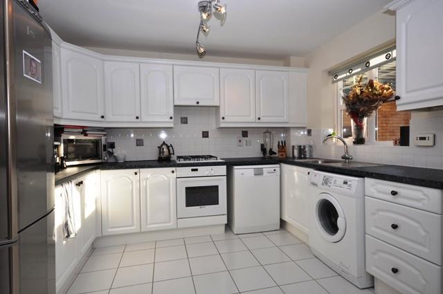 32signalkitchen1.JPG
