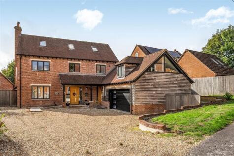 Brownleaze Lane, Potterne, Devizes