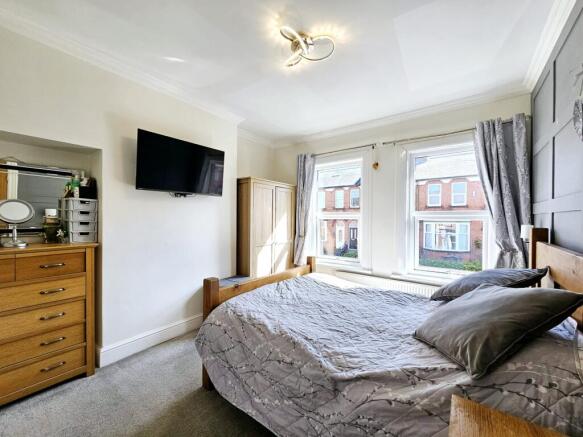 4 bed Terraced for sale Image 12