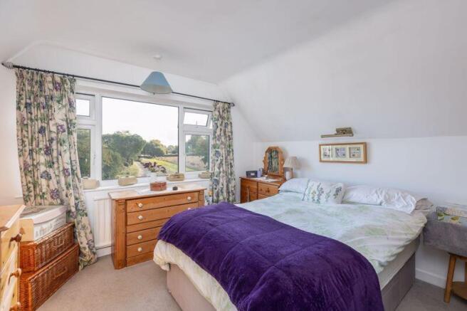 9 bed Detached for sale Image 9