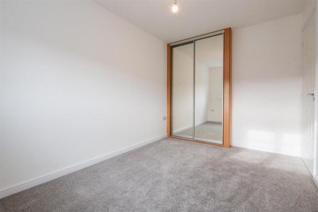 3 bed Detached to rent Image 12