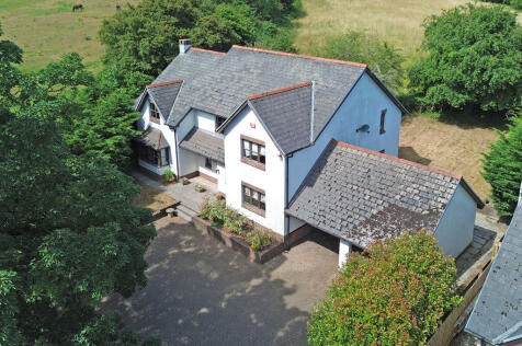 Magor Road, Llanmartin