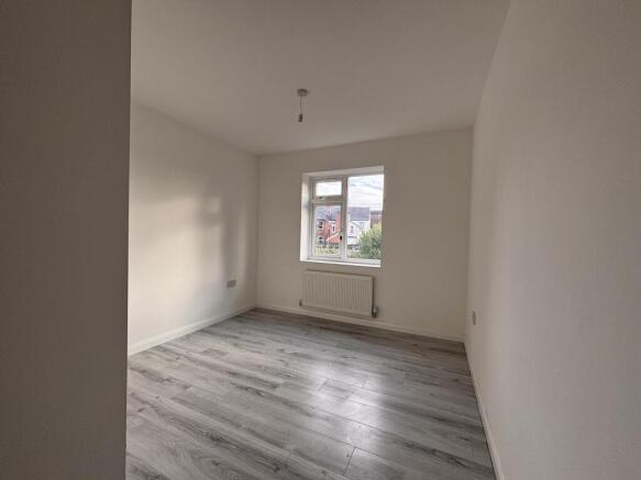 Main bedroom with ensuite