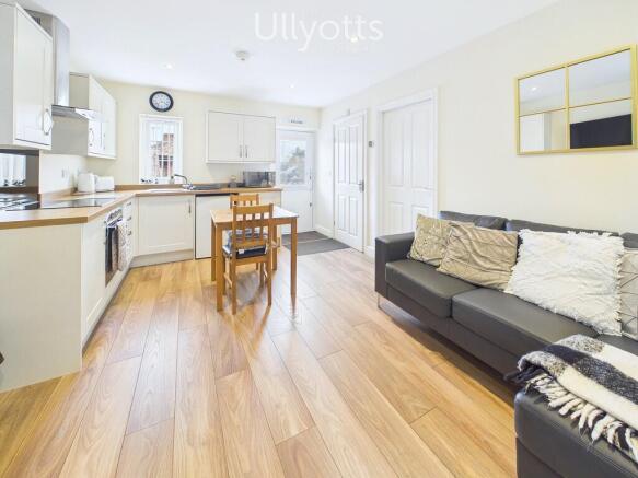 1 bed Terraced Bungalow for sale Image 4