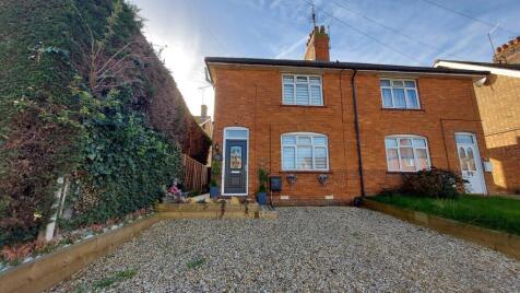 High Street, Thurlby, Bourne, PE10