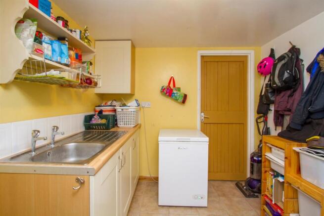 Utility Room.jpg