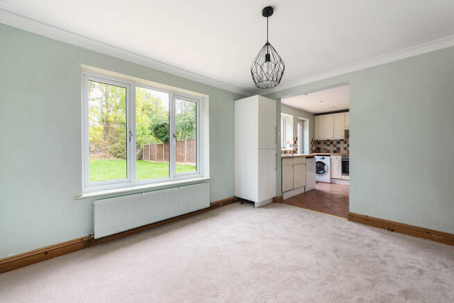 9 Winchester Way ...