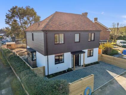 Golf Links Avenue, Gravesend, Kent, DA11