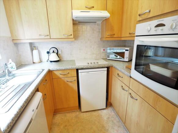 Photo 11