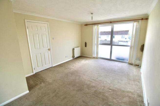 Lounge 2.jpg