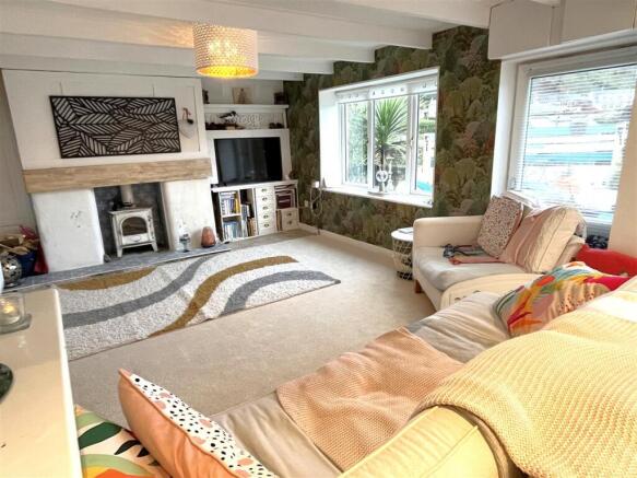 sitting room.JPG