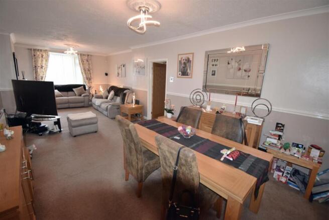 Broom Road, Ferryhill photo 4
