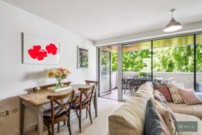 Flat 11, St Quintin House, Princess Louise Walk, London W10 6DS