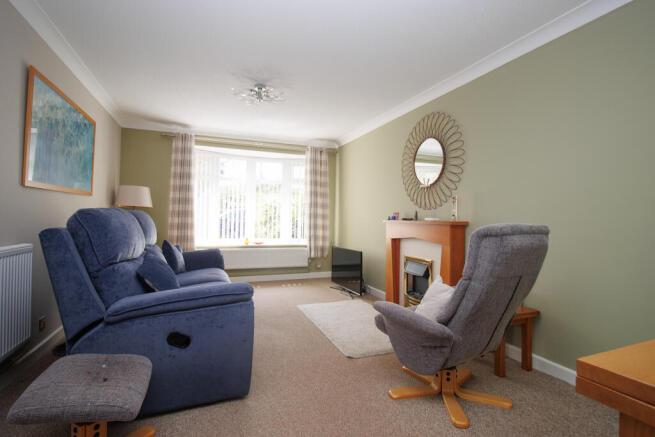 2 bed Semi-Detached Bungalow for sale Image 6