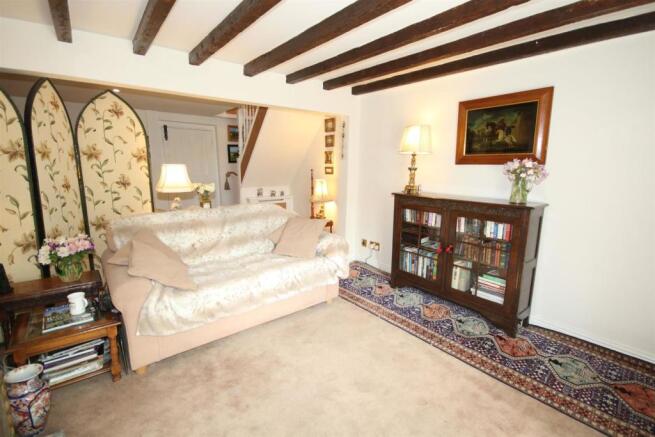 Living Area 2