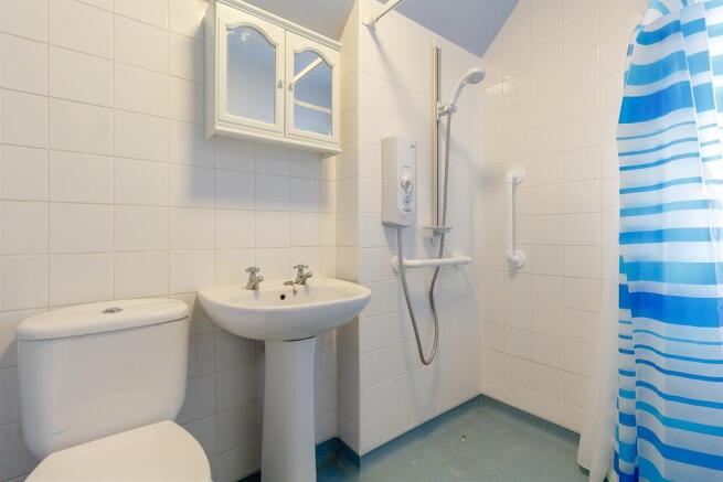 Shower wet room