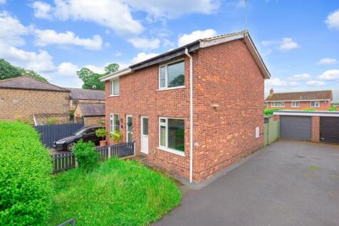Oatlands Drive, Otley, West Yorkshire, LS21
