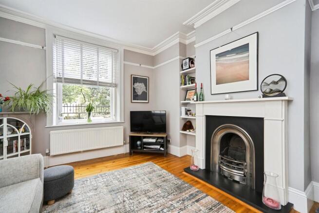 2 bed Terraced for sale Image 4
