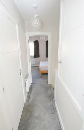 FIRST FLOOR LANDING