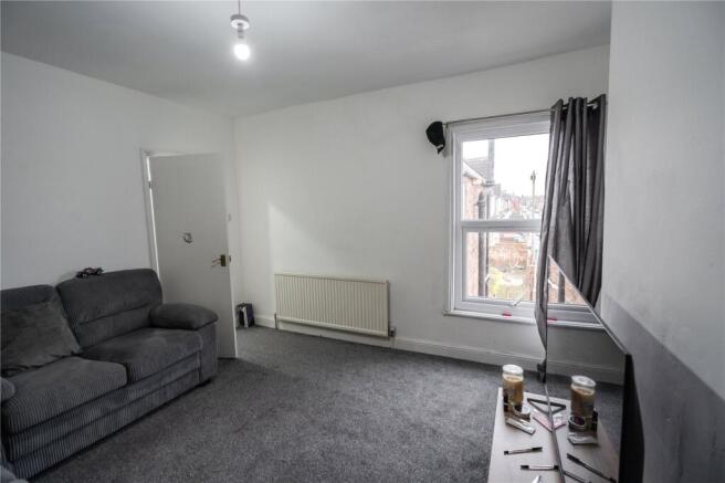 Living Room (2)