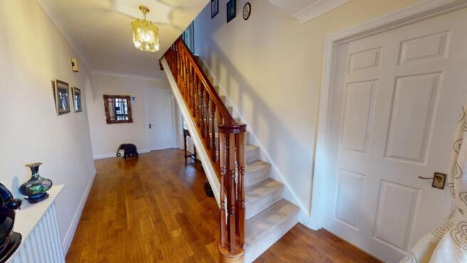 4 bed Detached for sale Image 12