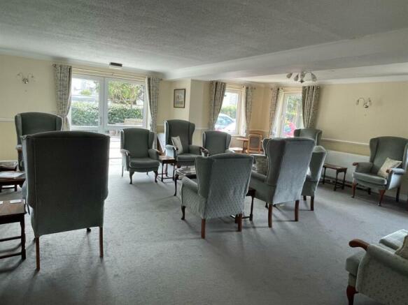 communal lounge.jpg