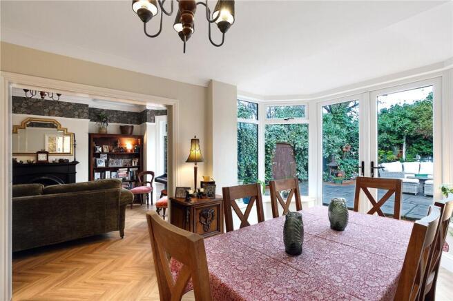 4 bed Detached for sale Image 6