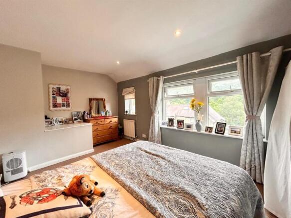 2 bed Terraced for sale Image 10