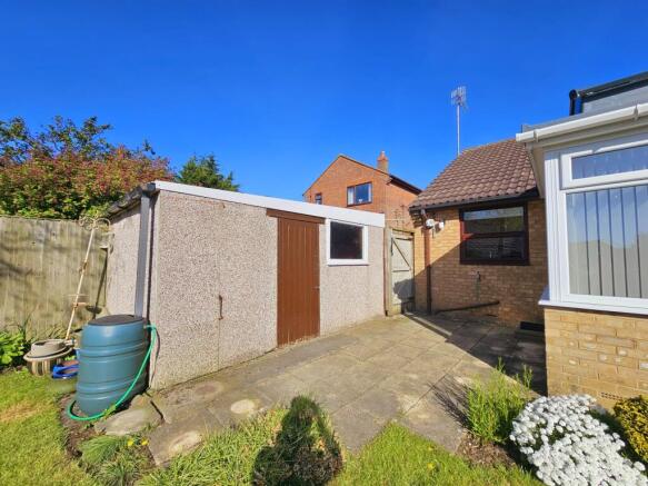 2 bed Semi-Detached Bungalow for sale Image 12