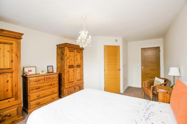 3 bed End of Terrace for sale Image 11
